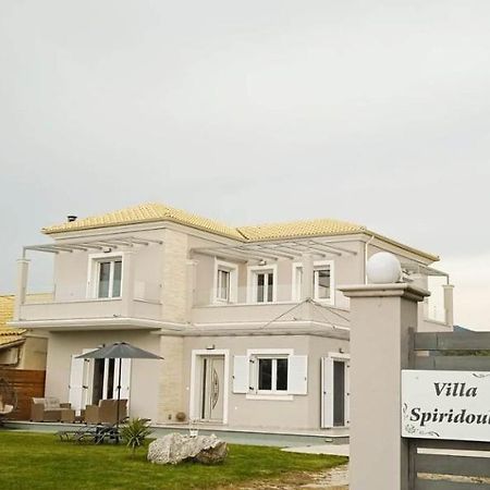 Spiridoula Luxury Villa Roda  Exteriör bild