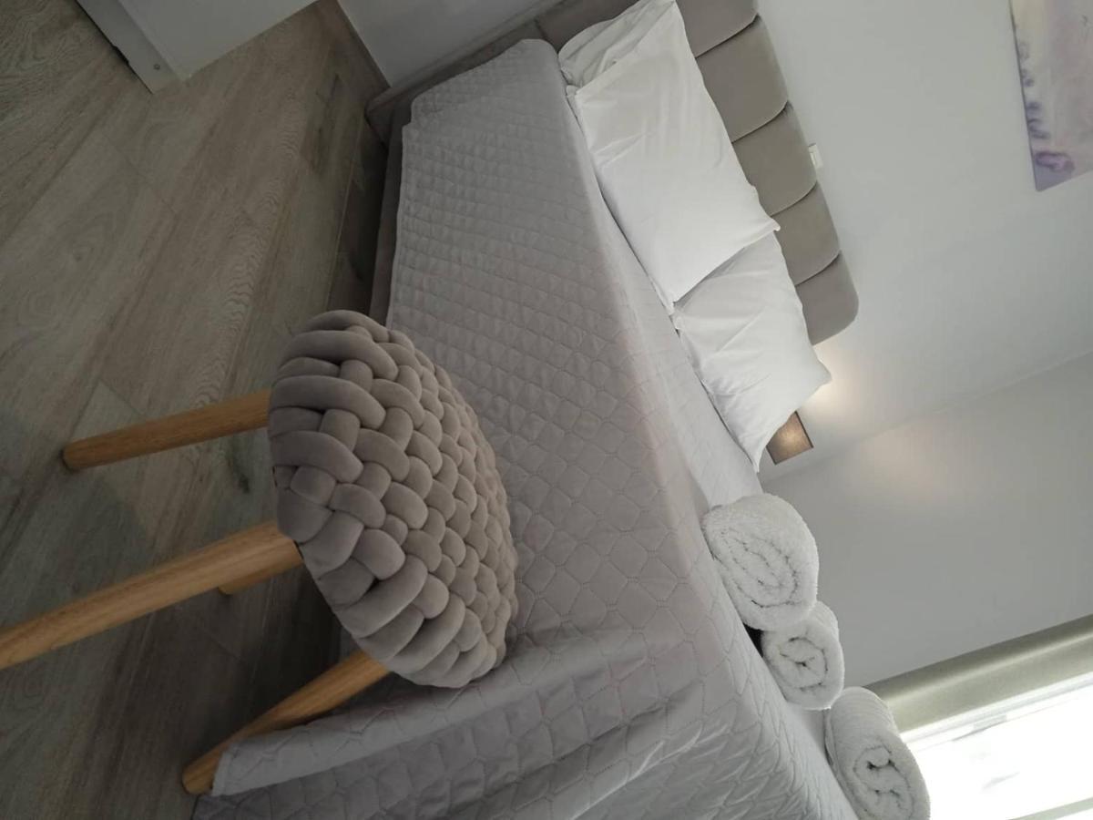 Spiridoula Luxury Villa Roda  Exteriör bild