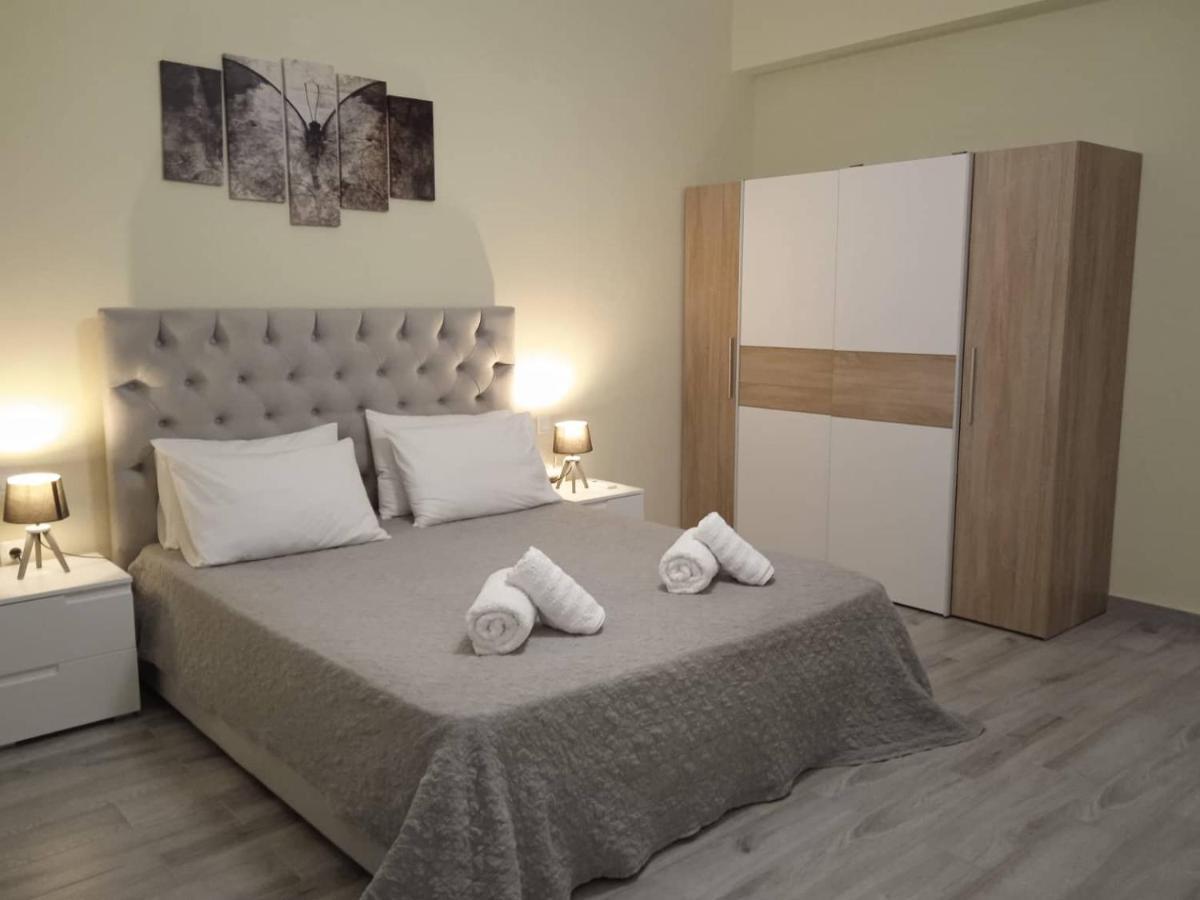 Spiridoula Luxury Villa Roda  Exteriör bild