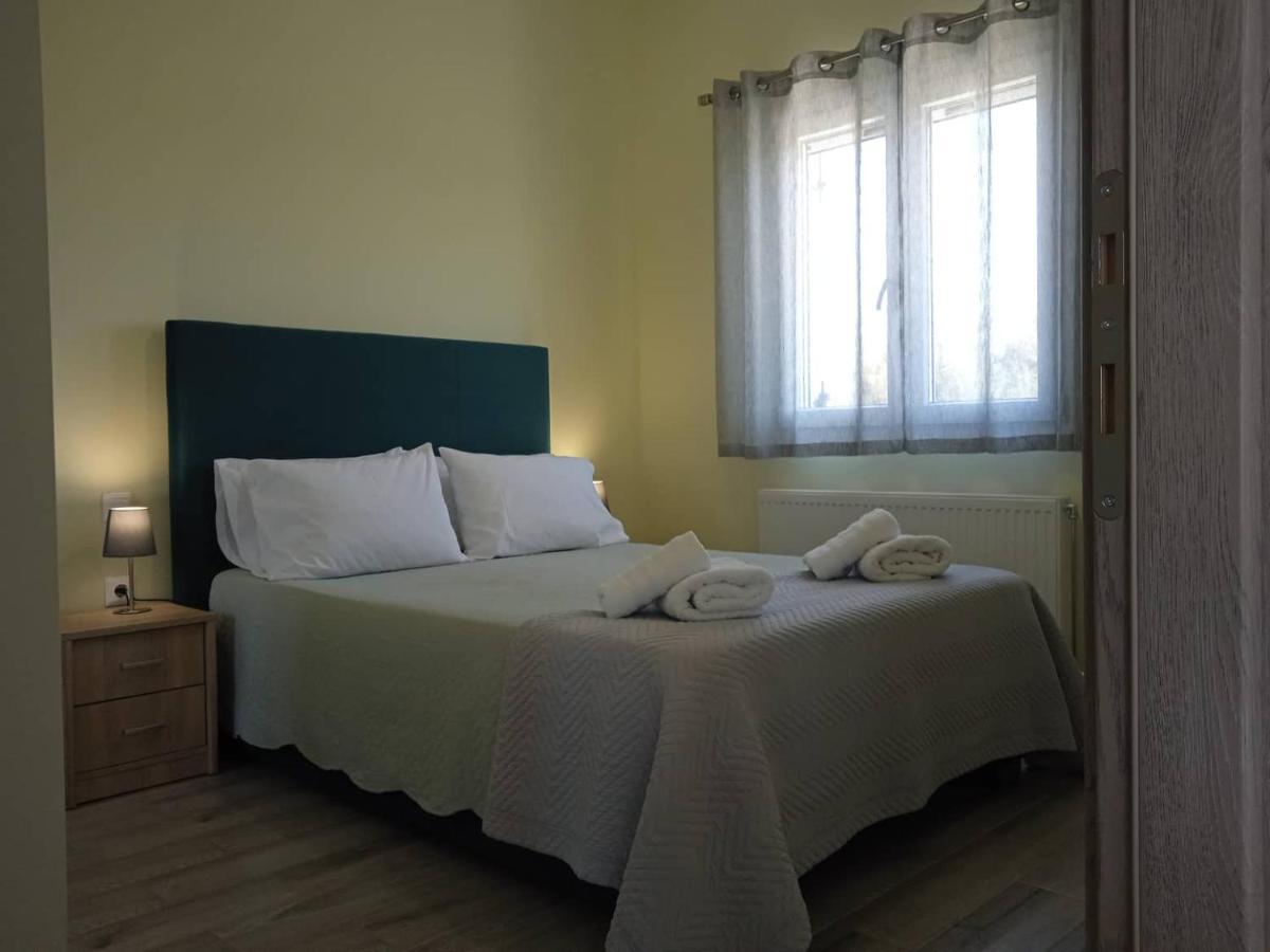 Spiridoula Luxury Villa Roda  Exteriör bild
