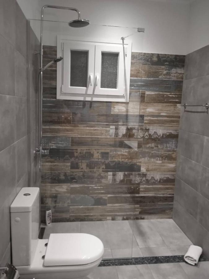 Spiridoula Luxury Villa Roda  Exteriör bild